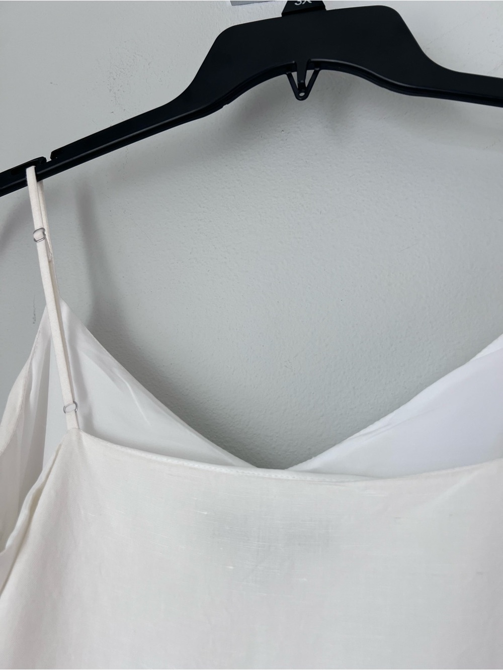 Banana Republic White linen blend Dress with Black Logo Tag - Picture 6 of 15